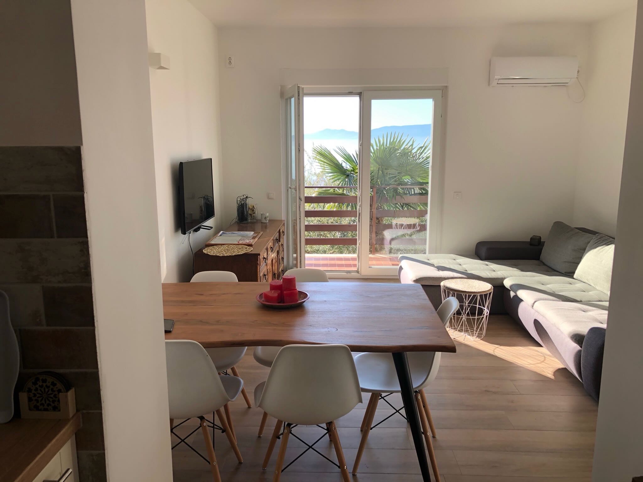 Sunce 2 living space with balcony view